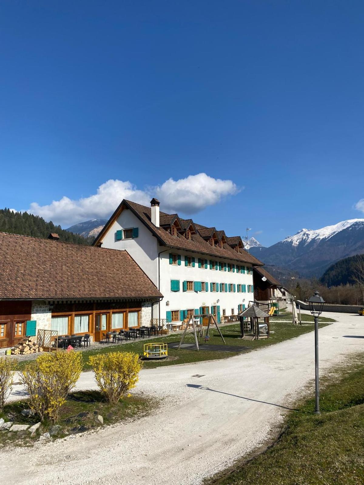 Hotel Aplis Ovaro Exterior foto