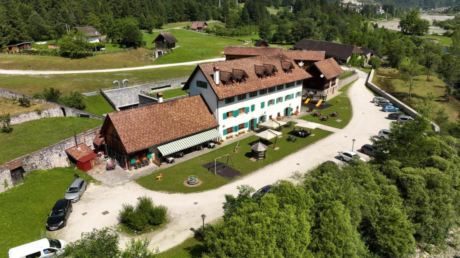 Hotel Aplis Ovaro Exterior foto