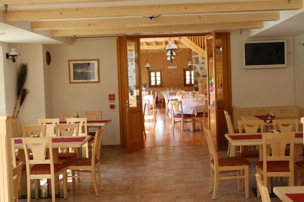 Hotel Aplis Ovaro Exterior foto